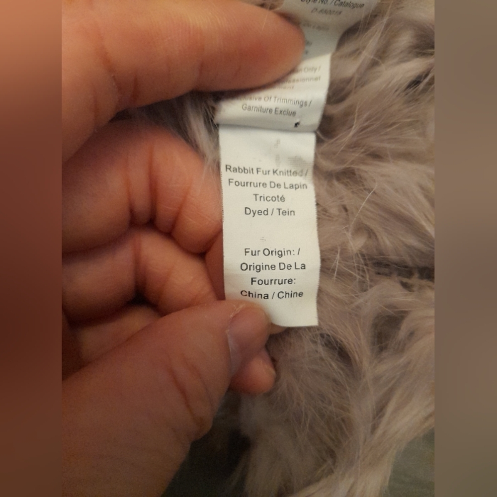 Danier Rabbit Fur Gaiter Scarf - Picture 10 of 10